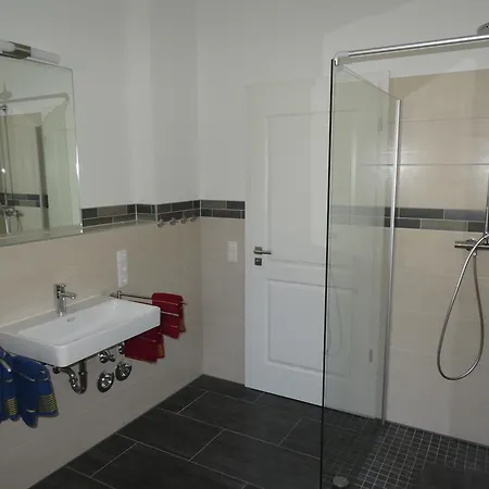 Fewo Mit 2 Schlafzimmern, Wohnkueche, Terrasse Bonn Zewnętrze zdjęcie